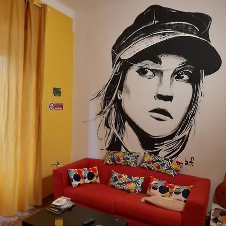 Pisa Train Station Hostel Экстерьер фото