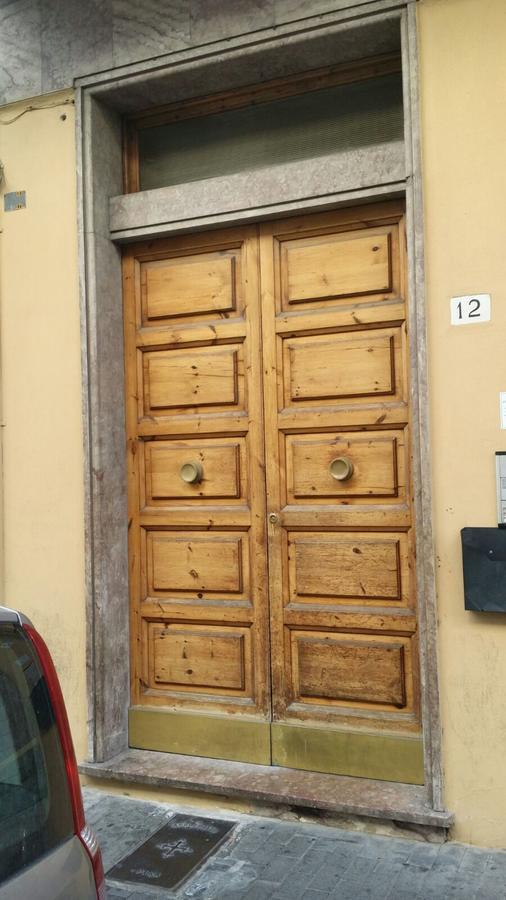 Pisa Train Station Hostel Экстерьер фото
