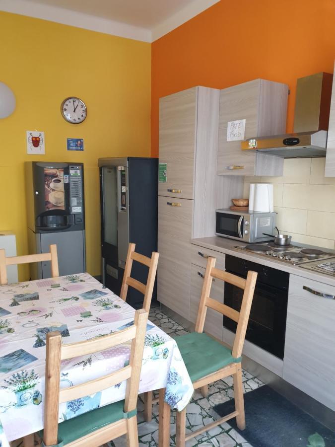 Pisa Train Station Hostel Экстерьер фото